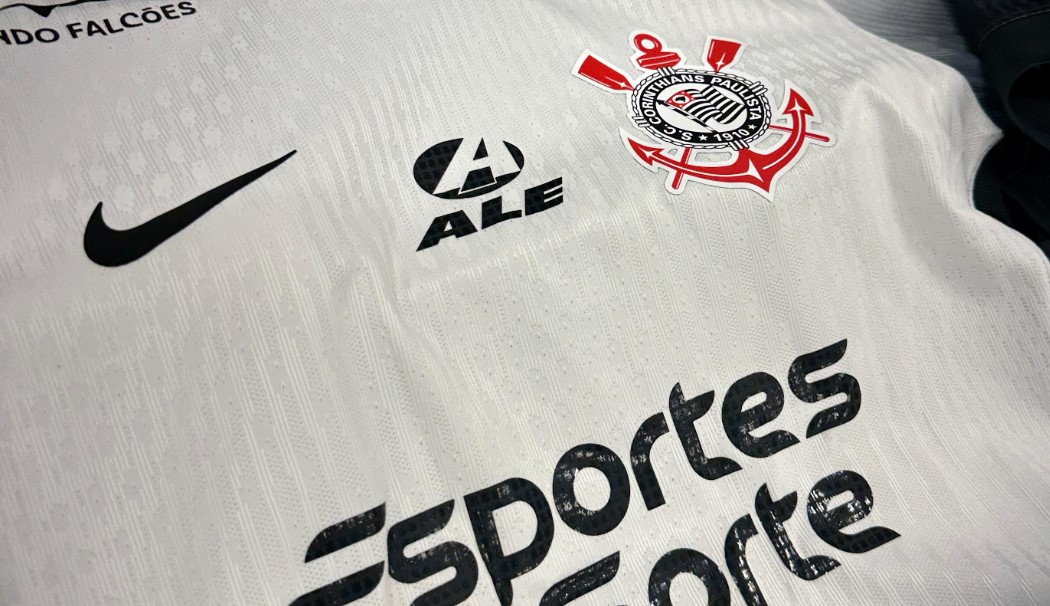 Corinthians assina renovação com máster e vai arrecadar até R$ 200 milhões