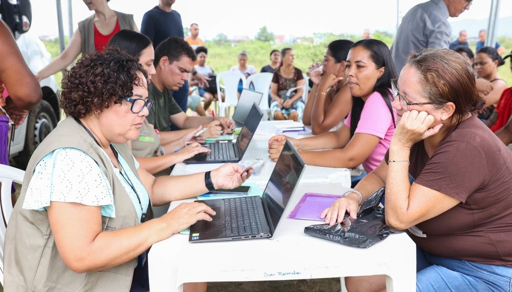 Tarifa Social Paulista tem mutirão com moradores do Guarujá