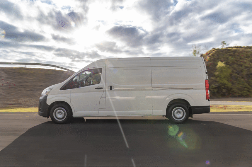 Toyota Hiace Furgão