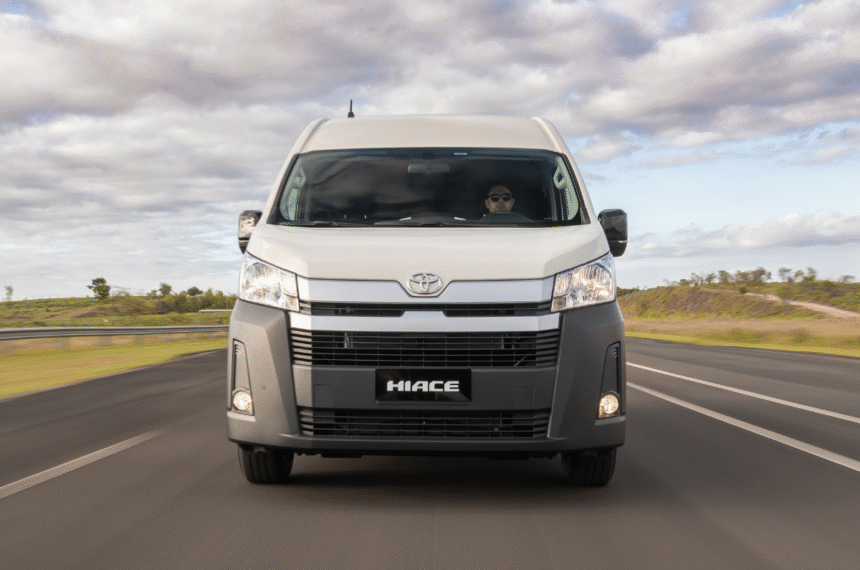 Toyota Hiace Furgão