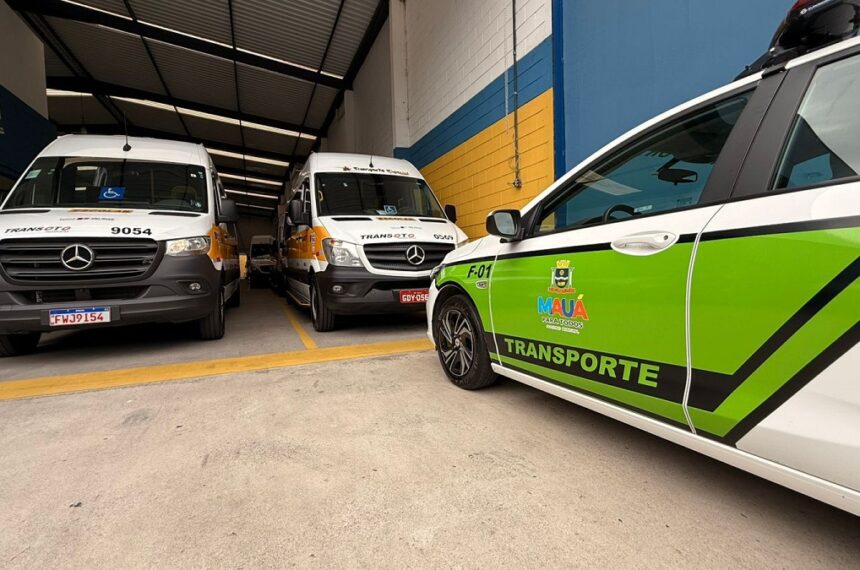 Vistoria técnica em vans escolares em Mauá - Divulgação/PMM