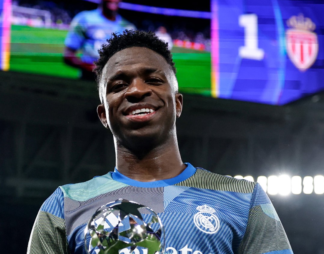 Vini Jr: Torcida do Real Madrid prepara mosaico antirracista; saiba como assistir