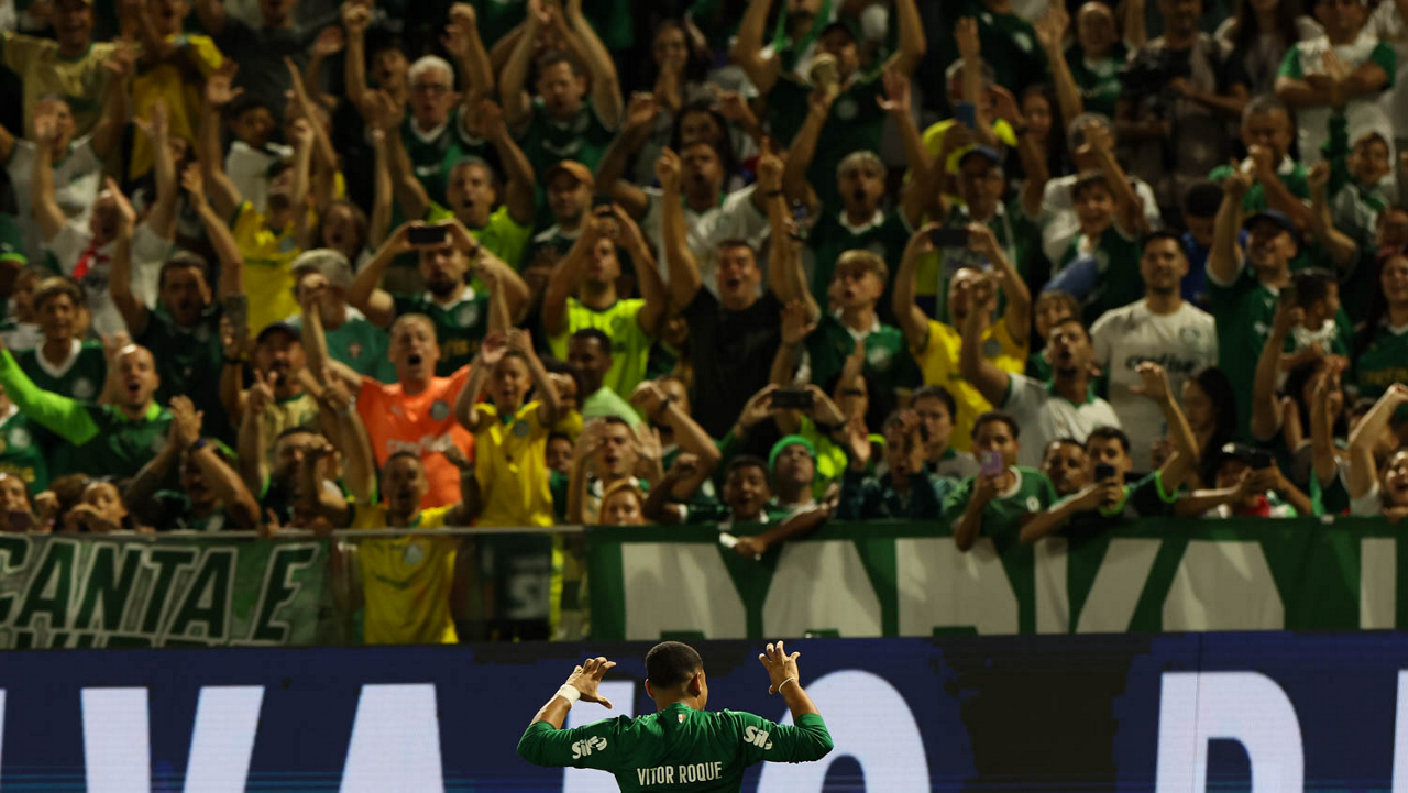 Palmeiras goleia Capivariano por 4 a 0 e se garante nas semis do Paulistão