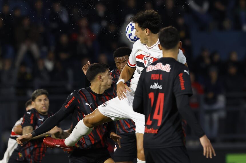 São Paulo tenta quebrar tabu de quase 7 anos
