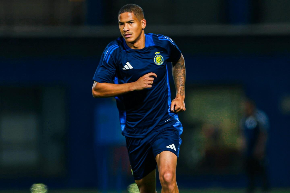 Ângelo celebra classificação do Al-Nassr na Champions da AFC