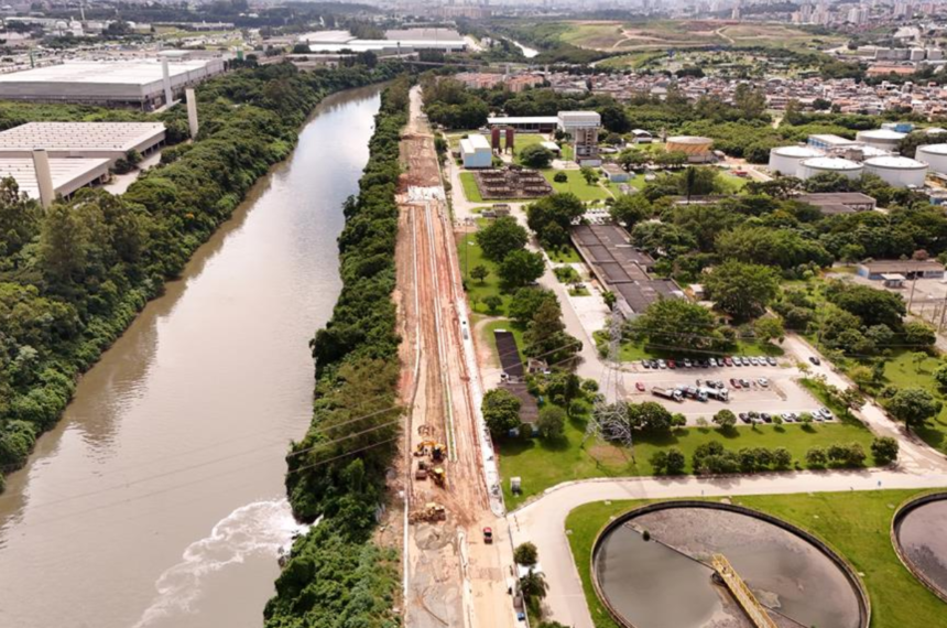 Obras em Barueri para novos acessos ao Imperial e cidades vizinhas. saneamento