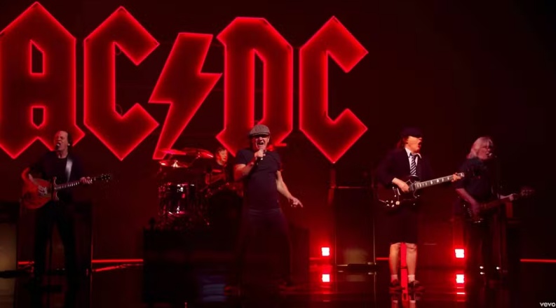 AC/DC volta a São Paulo após 16 anos