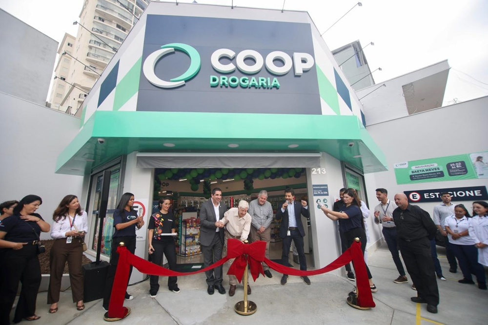Coop inaugura 15ª drogaria em São Bernardo
