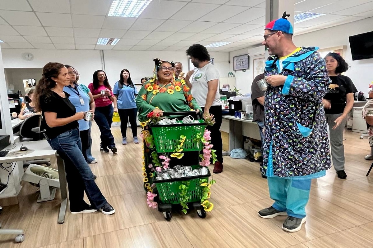 Santo André realiza ação para reduzir uso de copos de plástico