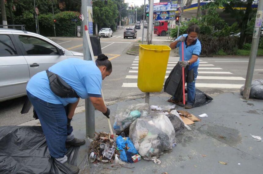 garis - bloco “Lixo no Lixo”