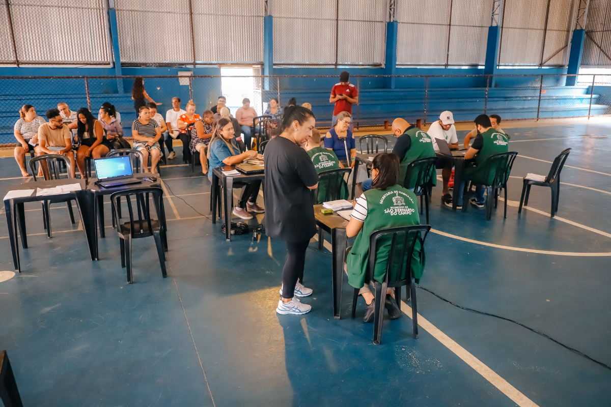 Prefeitura leva regularização fundiária ao Complexo do Areião