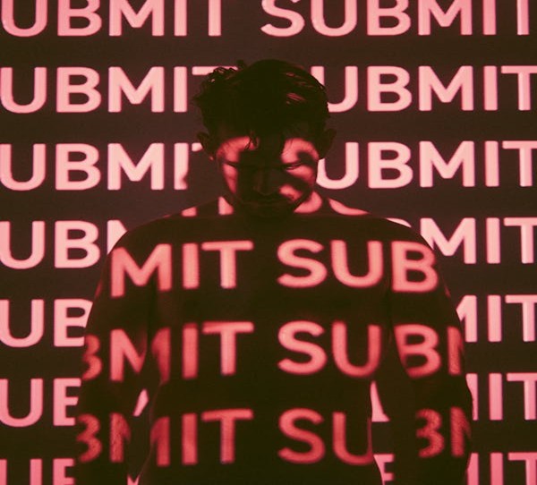 Quando o entretenimento começa a discutir a si mesmo e exige organização