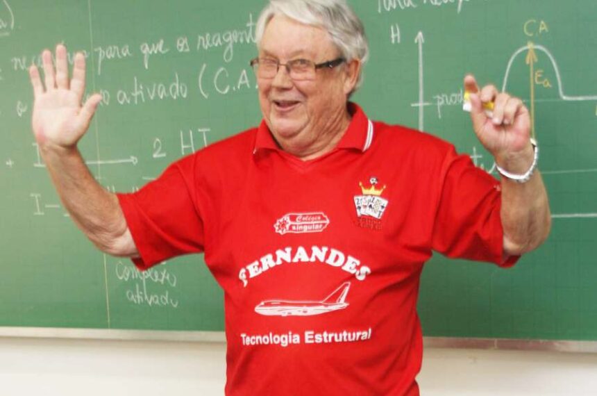 Professor - Singular - Francisco Bocafoli