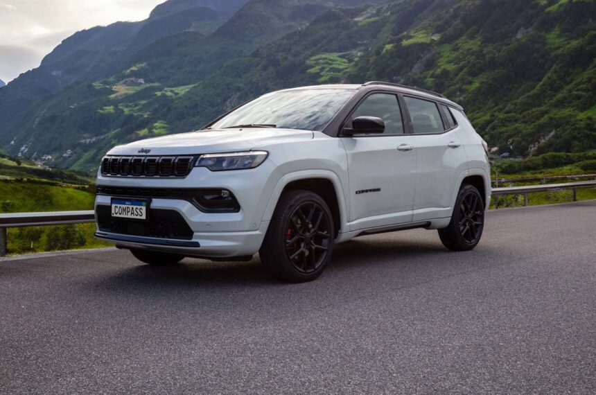 Jeep Compass Blackhawk