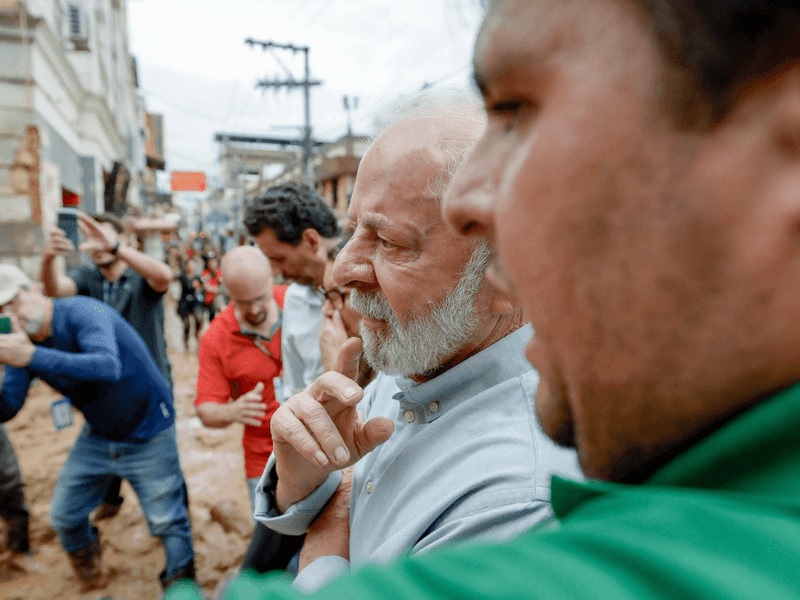 Lula visita e destina recursos para Zona da Mata mineira
