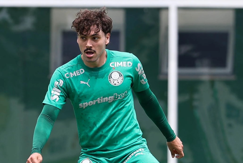 Maurício é exaltado por técnico do Paraguai e sonha com vaga na Copa