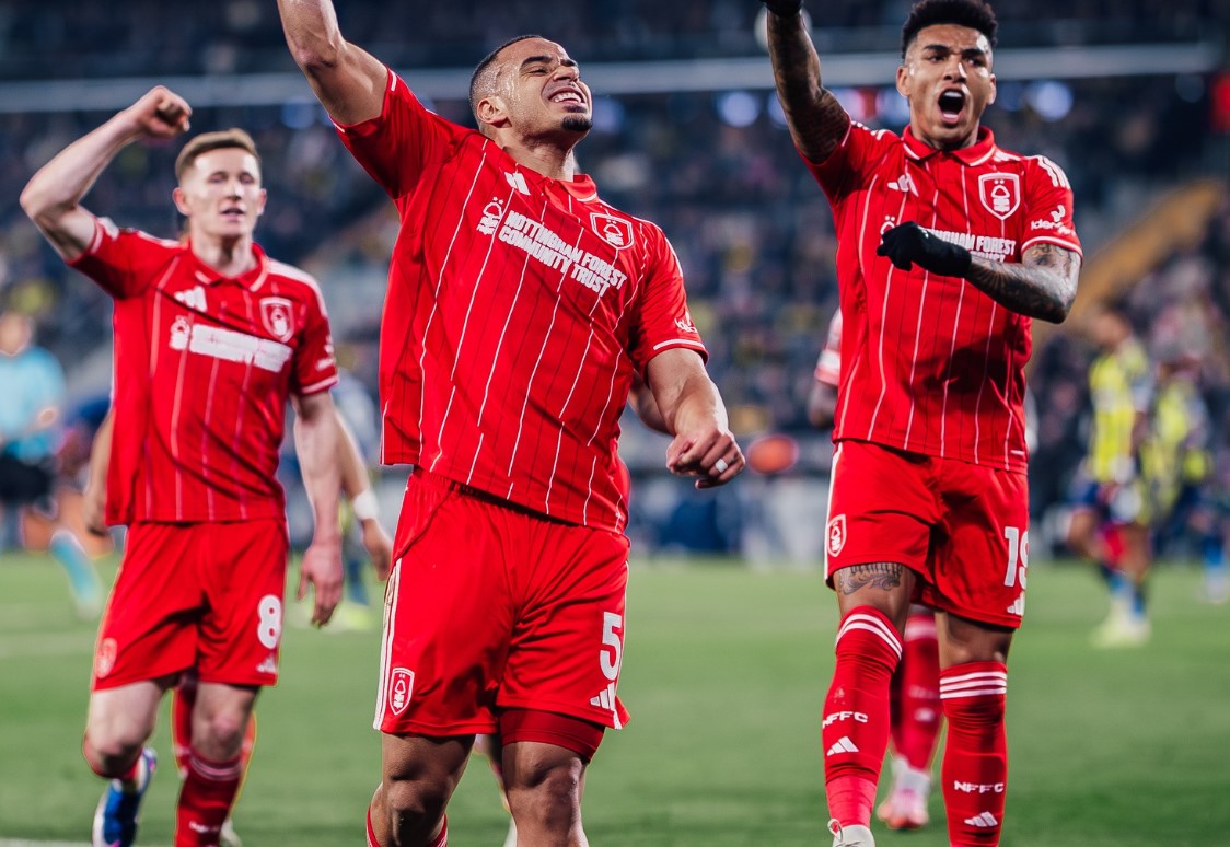 R$ 50 milhões: Corinthians pode lucrar bolada com venda de Murillo na Premier League