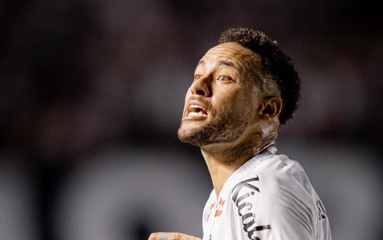 Neymar resolve e Santos vence a primeira no Brasileirão 2026
