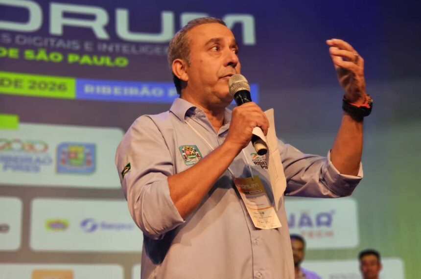 Guto Volpi recebe prêmio Prefeito Inovador