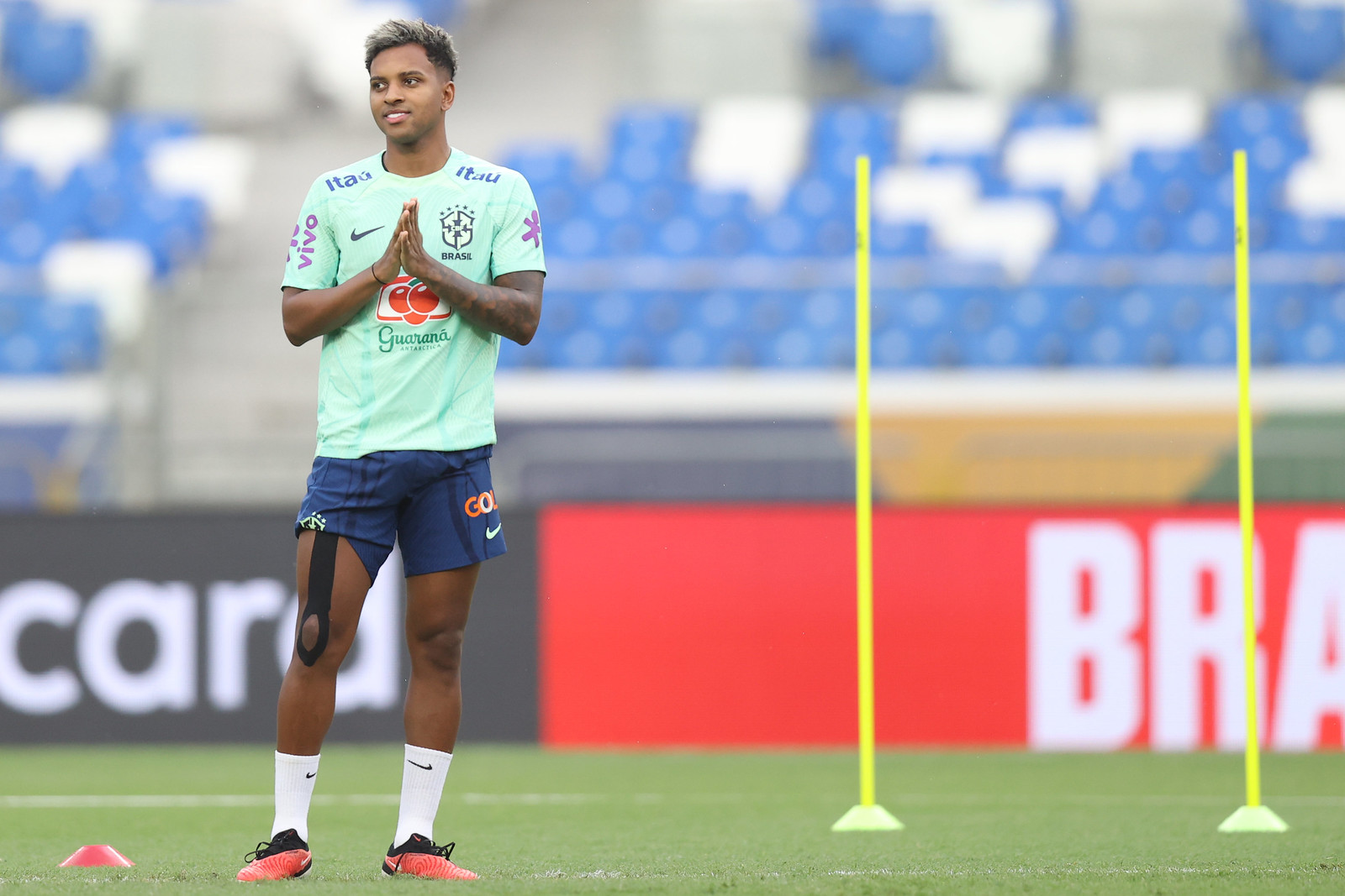 Rodrygo se manifesta após lesão: “Piores dias da minha vida”