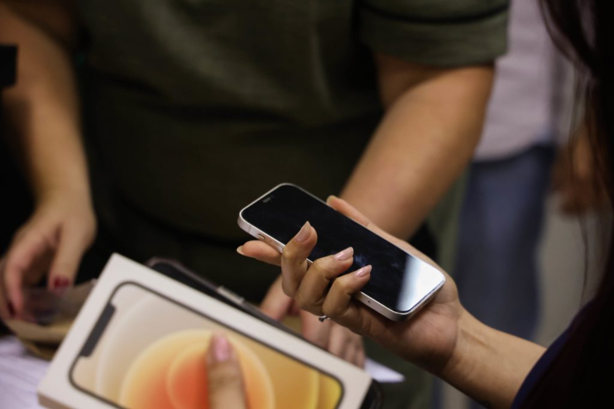 Roubos de celular caem 20% na capital paulista no 1º bimestre do ano