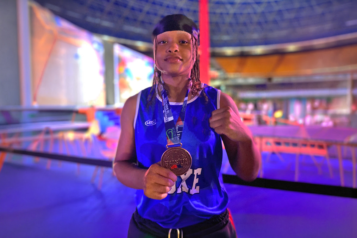 Boxeadora Grace Kelly une estudos e vitórias no esporte