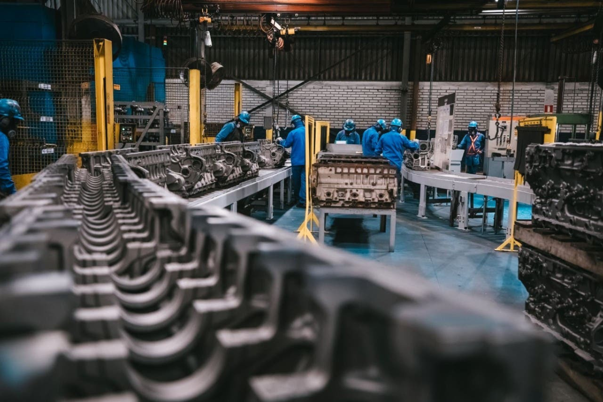 Indústria do Grande ABC freia mas supera média histórica