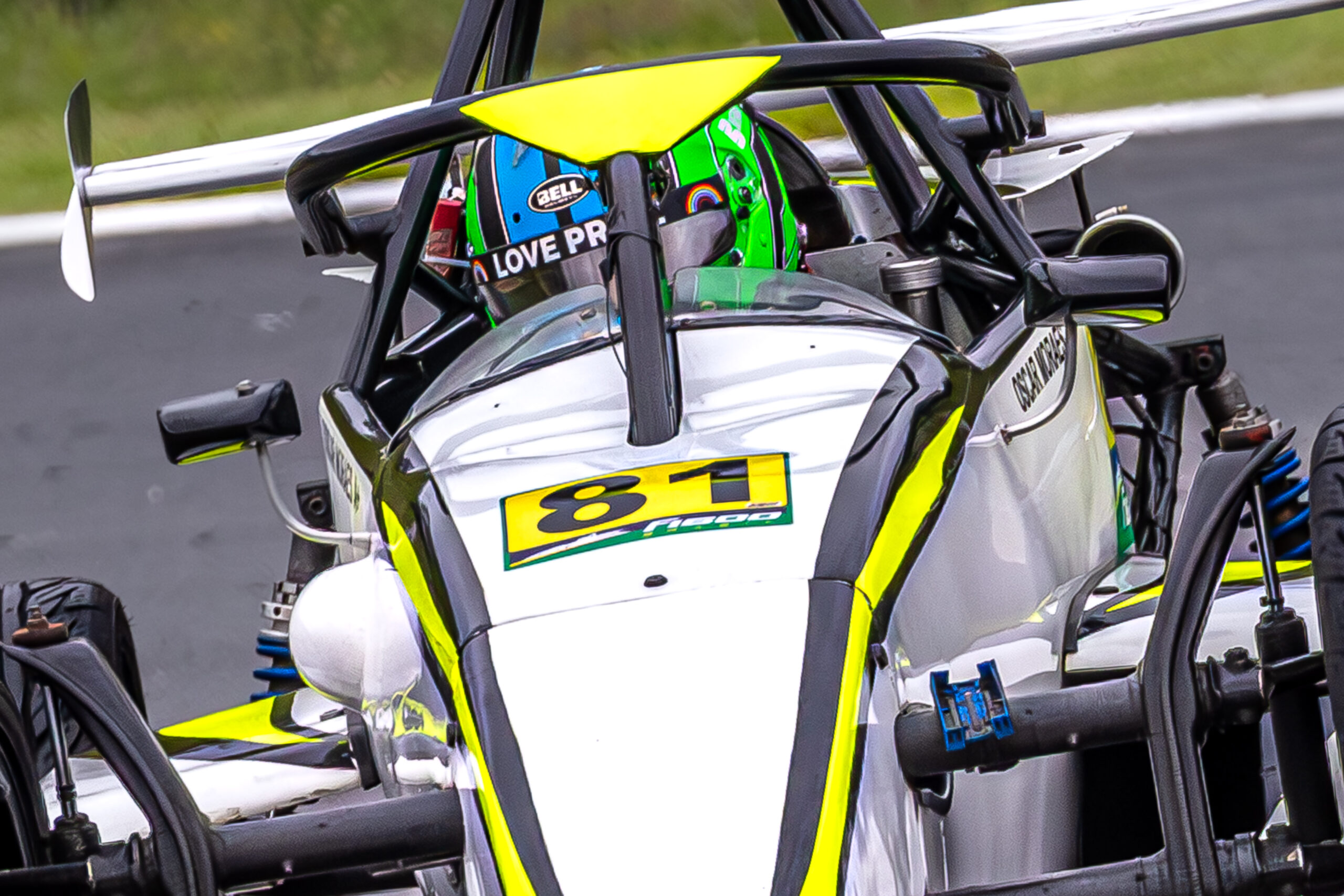 Fórmula 1600 em Brasília consagra Monteiro e Moraes