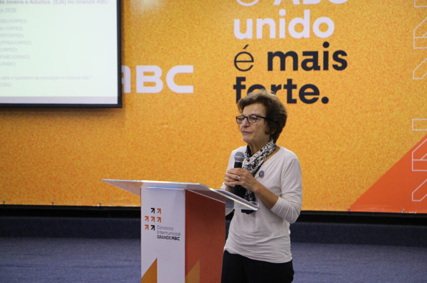 EJA tem estudo realizado e aponta desafio acesso à escolarização