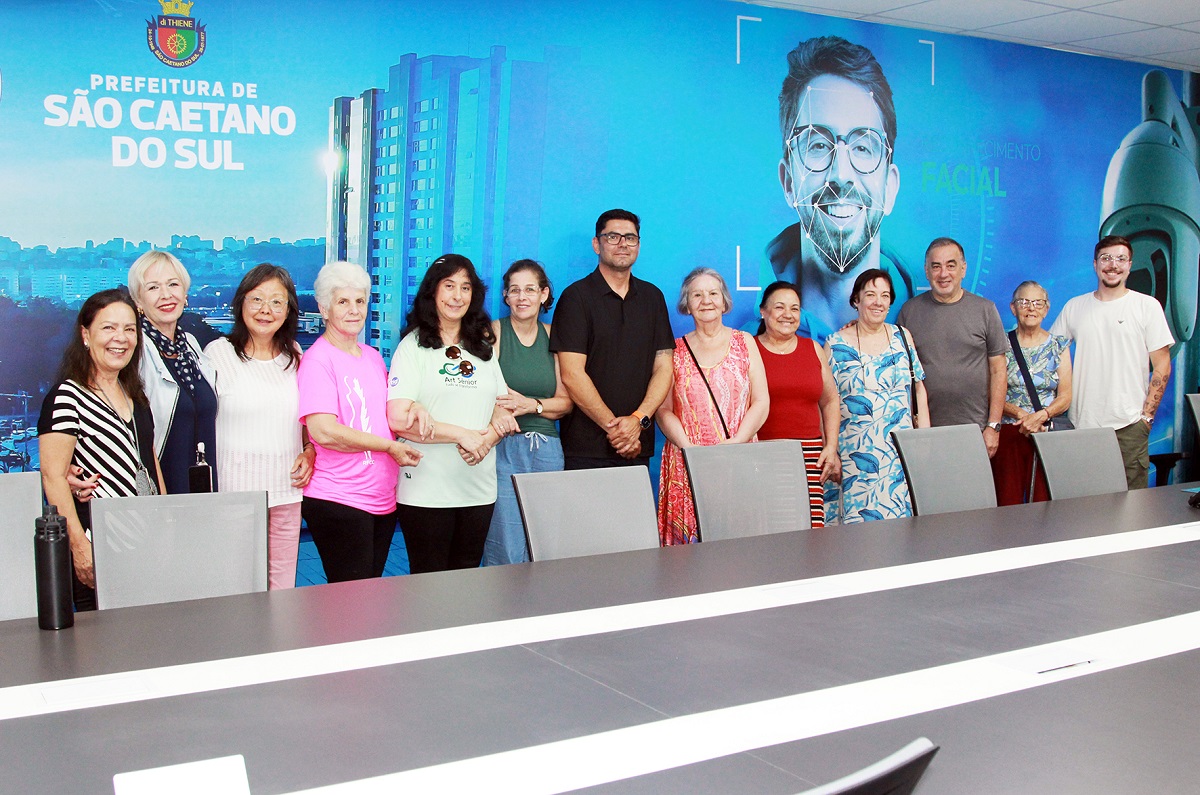 Grupos da Terceira Idade de São Caetano visitam o Smart Sanca