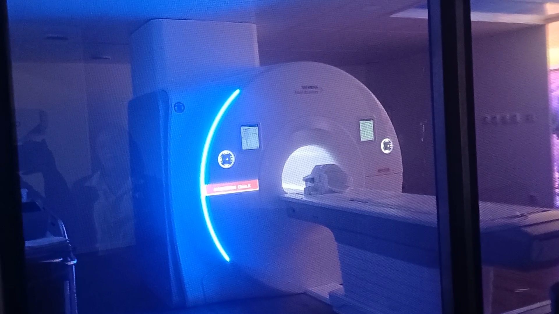 HC recebe aparelho de ressonância com tecnologia única na América Latina