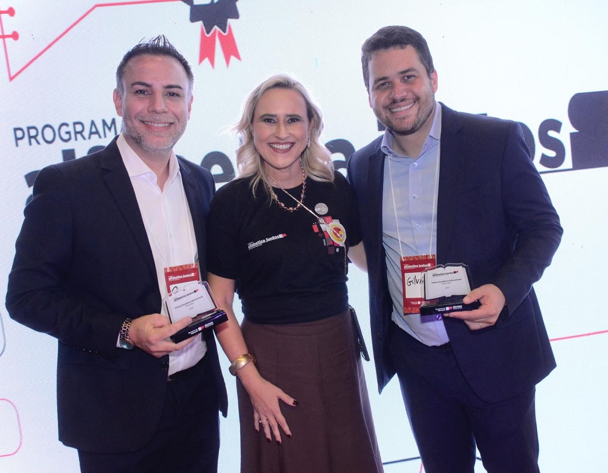 Santo André recebe prêmio por avanços na alfabetização de crianças