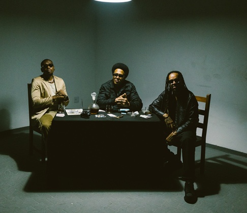 Mano Brown, Rael e Rincon Sapiência dividem palco na Vibra SP