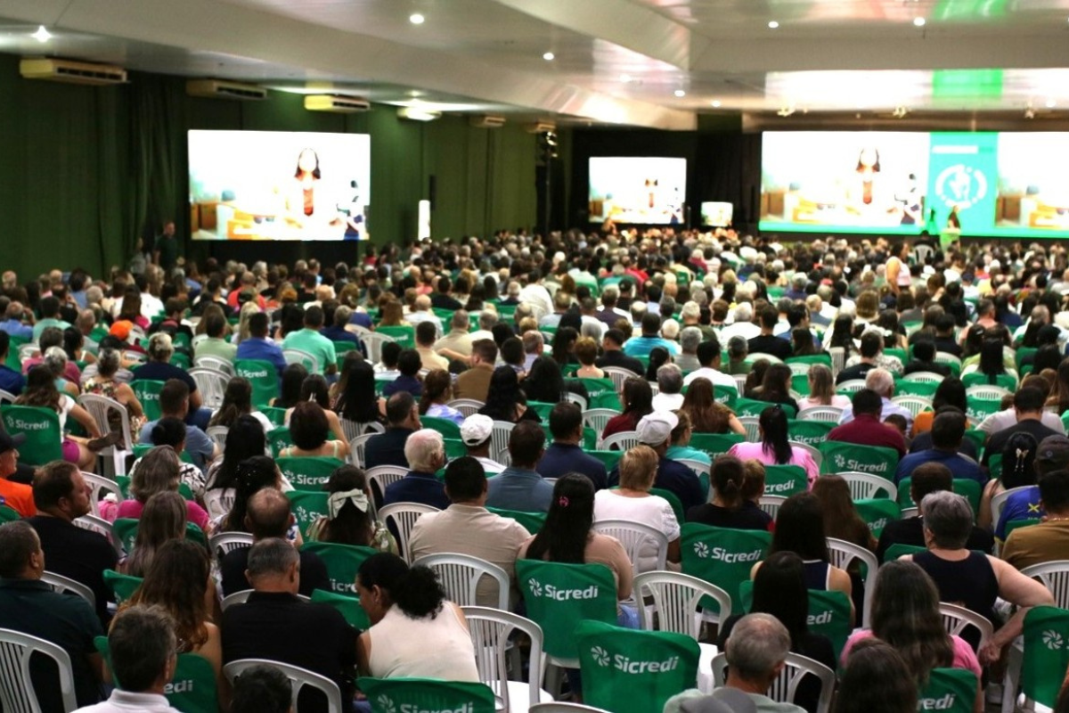 Sicredi reúne 27 mil pessoas em 56 assembleias de associados