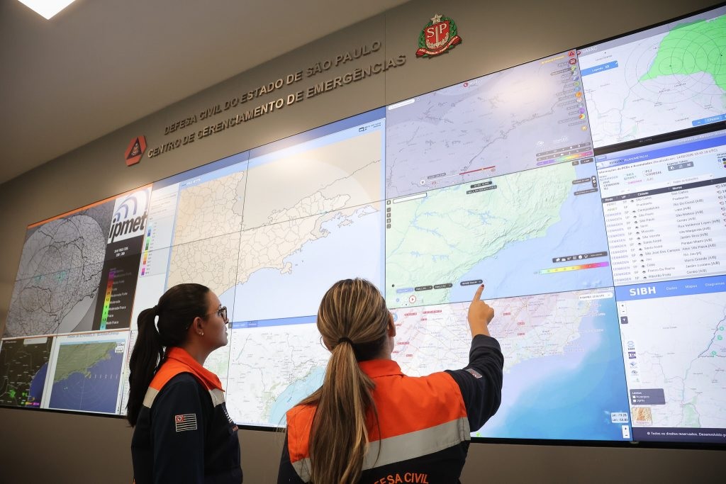 Defesa Civil coloca estado de SP em alerta para fortes chuvas