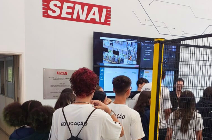 Alunos da EME Alcina Dantas Feijão visitam unidade do SENAI e conhecem tecnologias da Indústria 4.0 - São Caetano