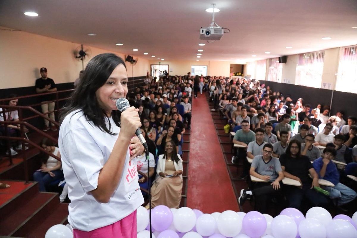 Projeto FLORIR leva empoderamento a alunas da ETEC Mauá