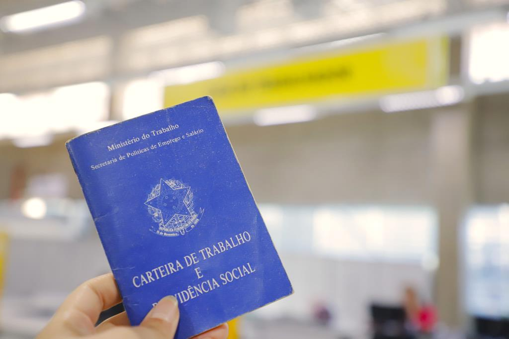 Barueri abre 24 oportunidades de empregos nesta terça-feira (10)