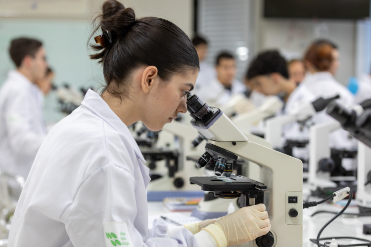 Olimpíada Brasileira de Biologia bate recorde de inscritos