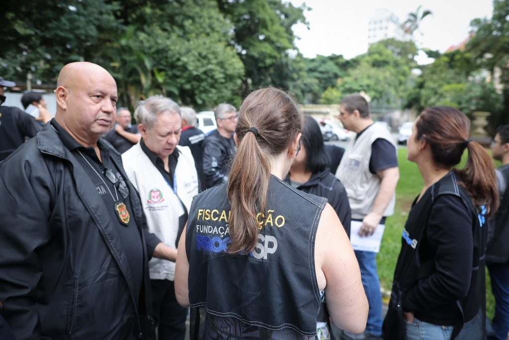 Procon-SP fiscaliza 332 estacionamentos em todo o estado