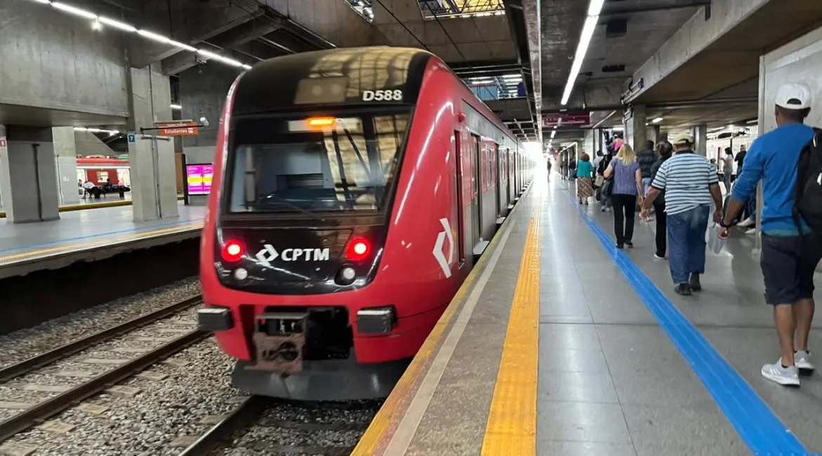 Linha 7-Rubi terá operação 24 horas durante o Lollapalooza 2026