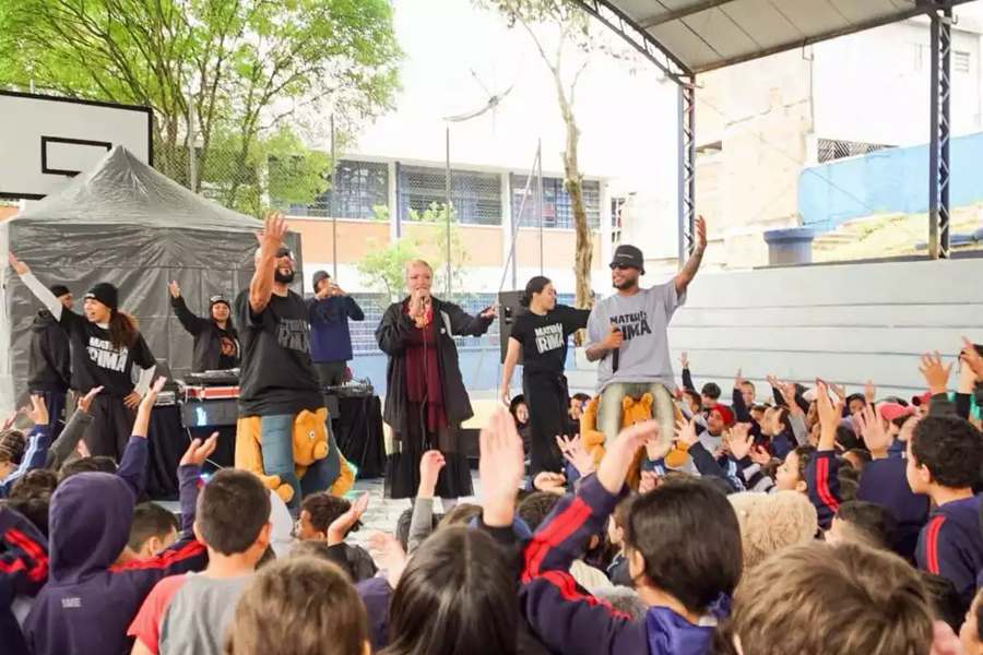 Matéria Rima retoma atividades em escolas de Diadema