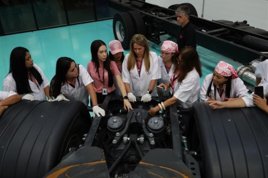 Mercedes-Benz - A Voz Delas - Mulheres no Transporte