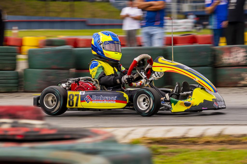 Miguel Faccio representa o Brasil no Campeonato Sul-Americano de Kart