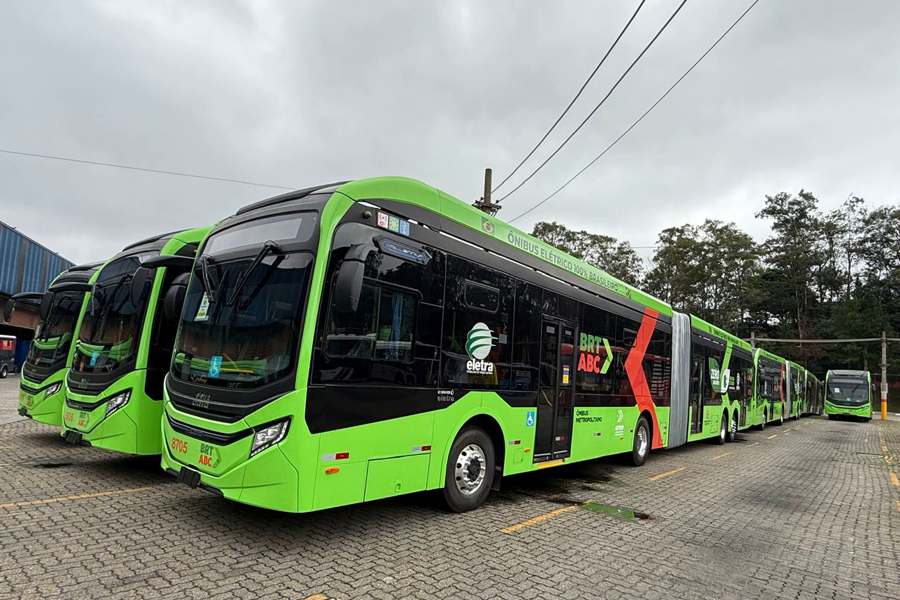BRT-ABC amplia frota com ônibus 100% elétricos