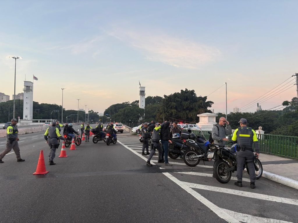 Polícia ocupa o centro de SP em operação para reduzir roubos