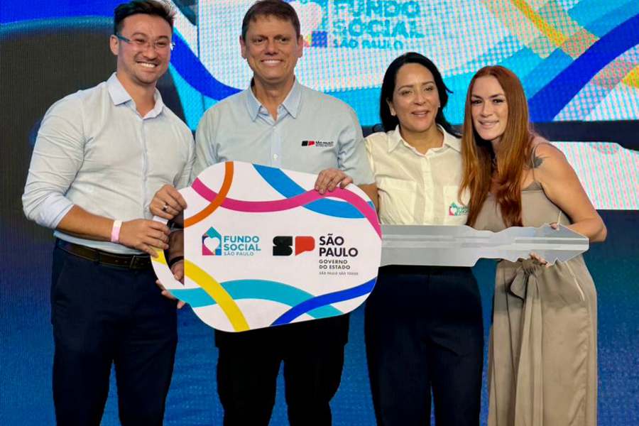 Rio Grande da Serra recebe veículo e reforça assistência social