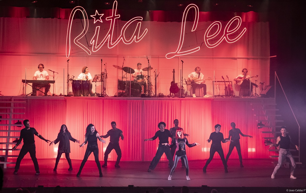 Rita Lee, Uma Autobiografia Musical retorna ao Teatro Porto