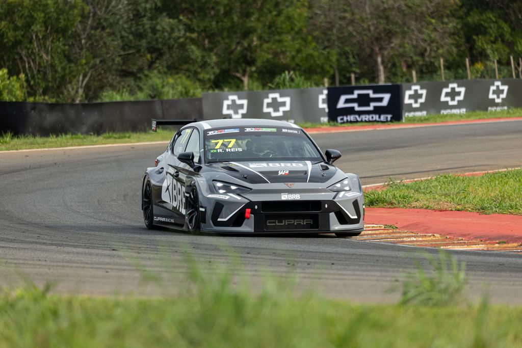 TCR Brasil desembarca em Cascavel com disputa acirrada