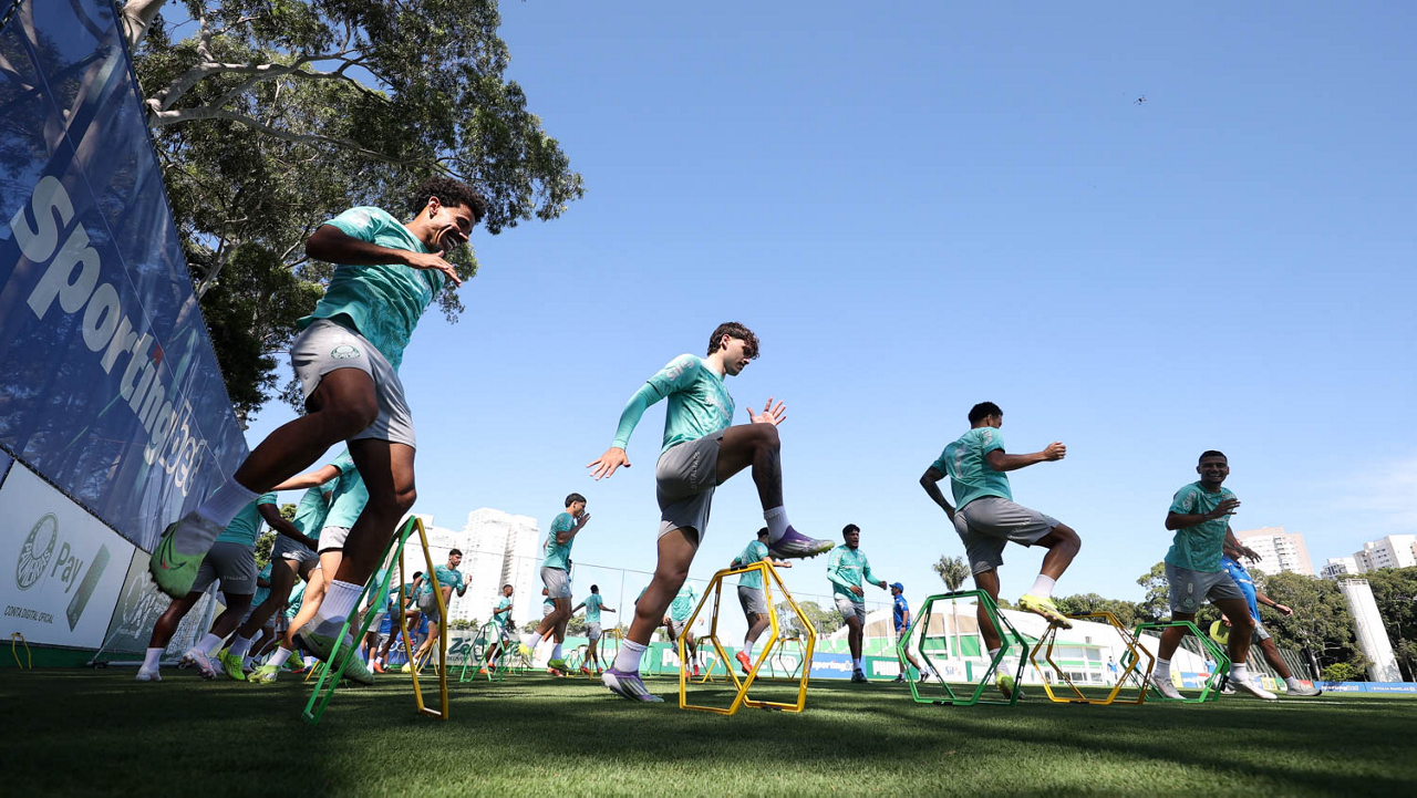 Palmeiras fecha preparação para duelo em Salvador; confira o time